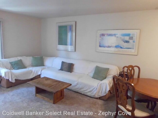 Building Photo - 2 br, 1.5 bath House - 450 McFaul Way #17