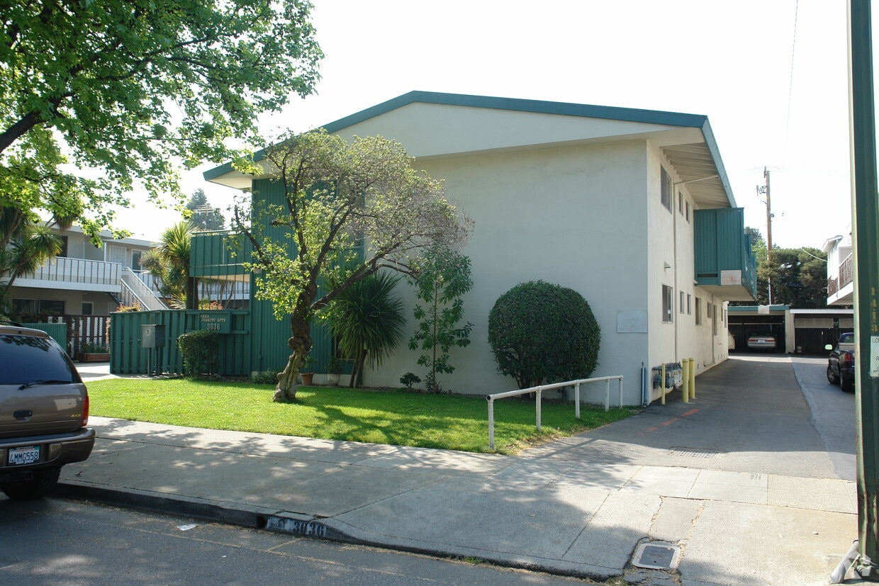 Primary Photo - 3036 Van Sansul Ave