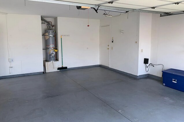 Foto del edificio - 28126 Orangegrove Ave