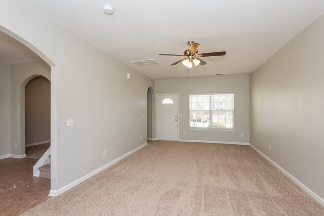 Foto del edificio - 3012 Clover Rd NW