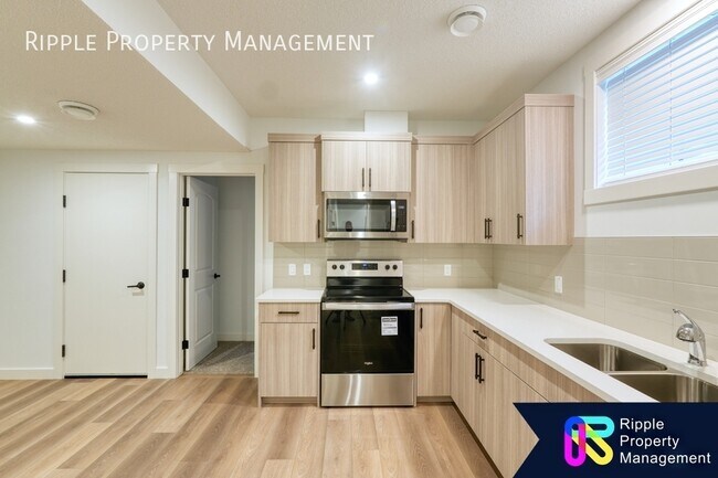 Photo du bâtiment - Modern 2 Beds, 1 Baths Basement/Lower | No...