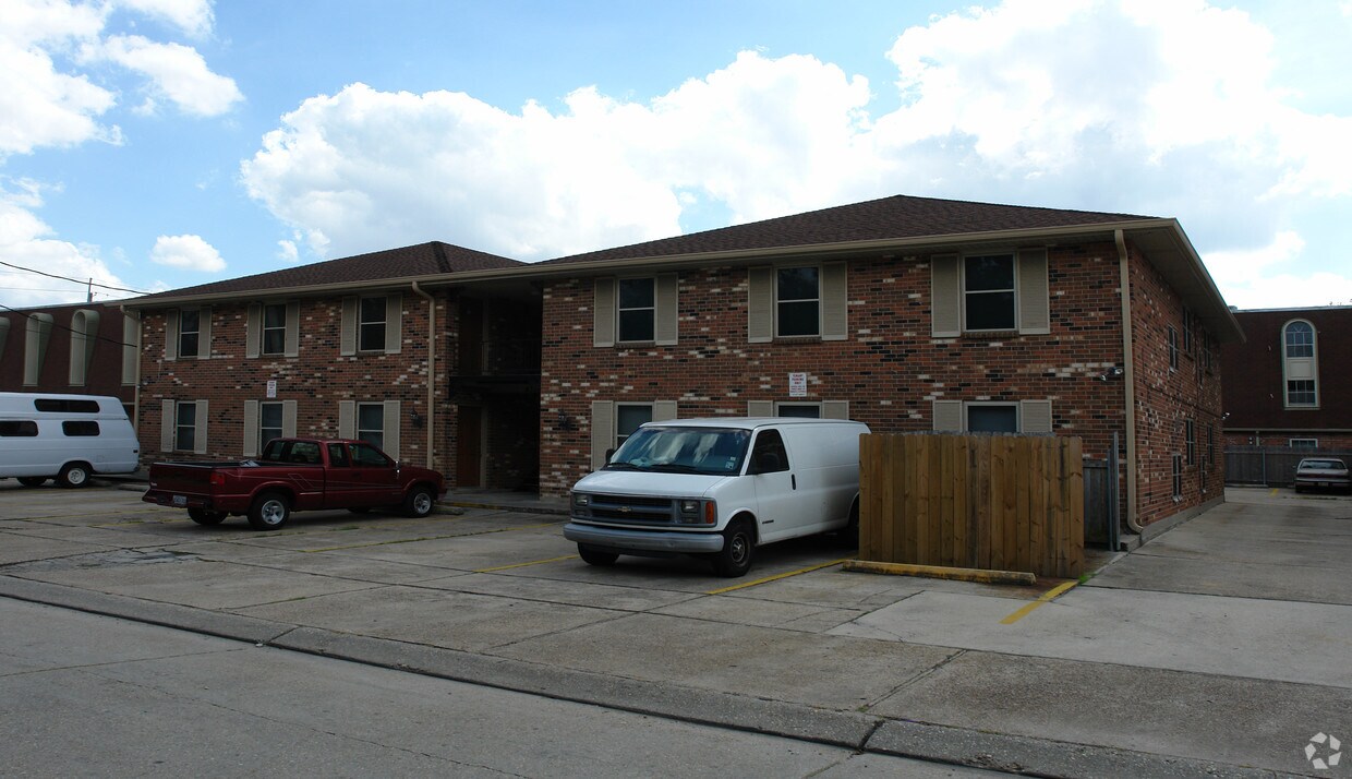 Building Photo - 4308 Belvedere St