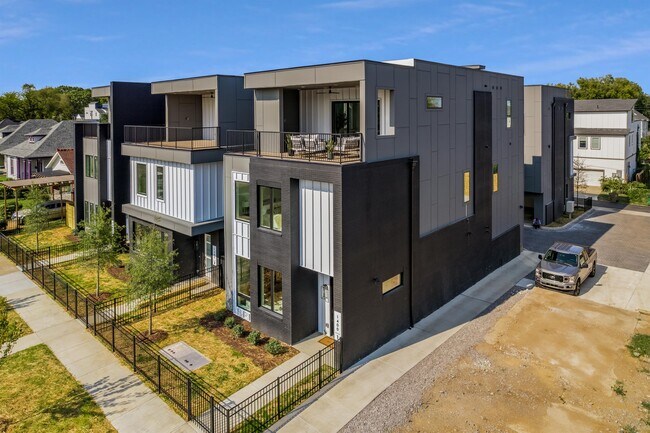 Building Photo - 1400 Arthur Ave