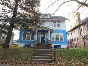 Building Photo - 1723 Bever Ave SE