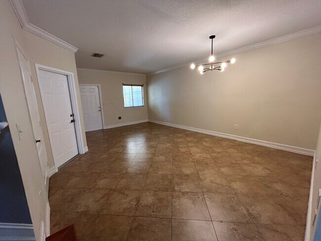 Building Photo - 3841 SW 147th Ave