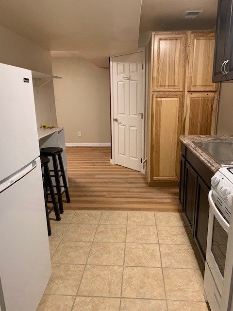 Building Photo - 3107 Swan Point Dr
