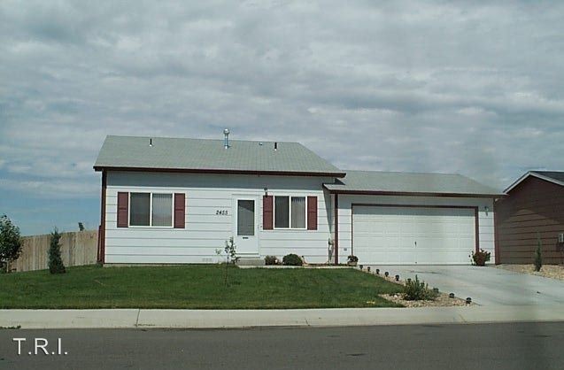 Primary Photo - 3 br, 2 bath House - 2455 Aspen Avenue