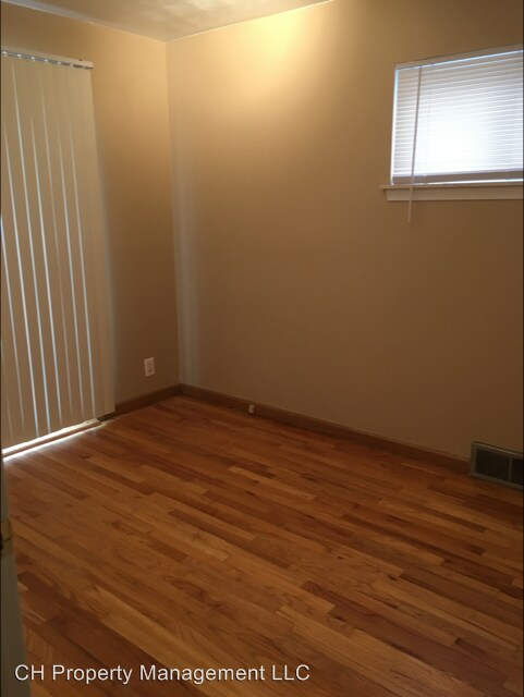 Building Photo - 3 br, 1 bath House - 20469 Denby