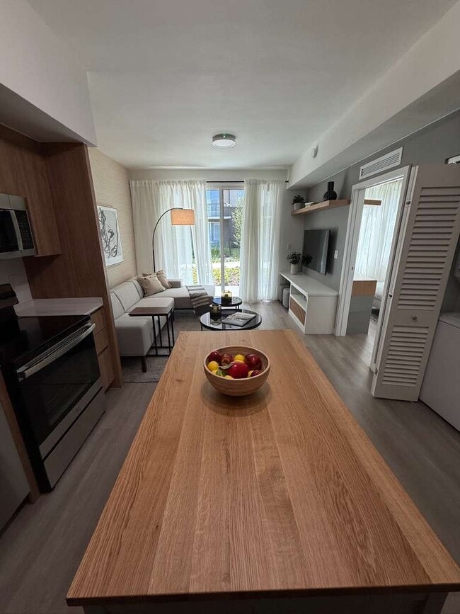 Foto del edificio - 554 NW 153rd St