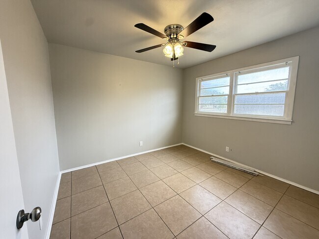 Foto del edificio - 2805 W Louisiana Ave