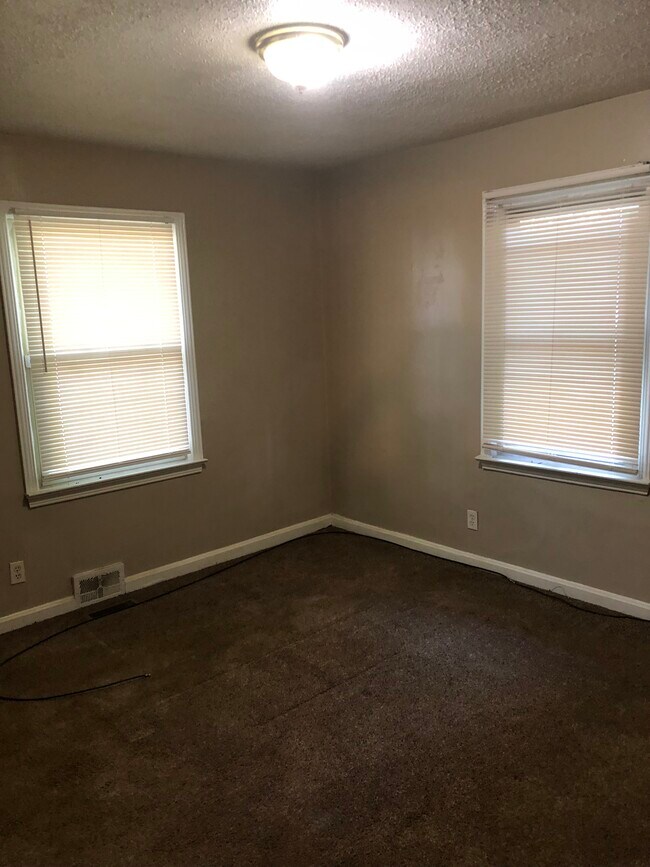 Photo - Diamond Way House