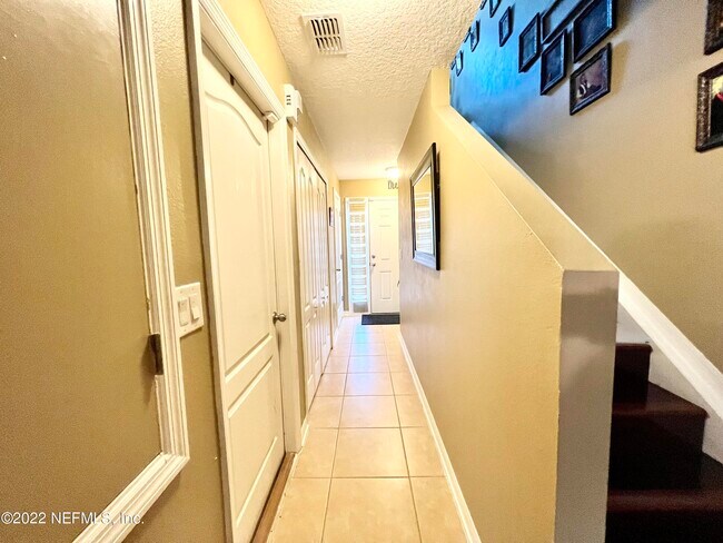 Foto del edificio - 3753 Verde Gardens Cir