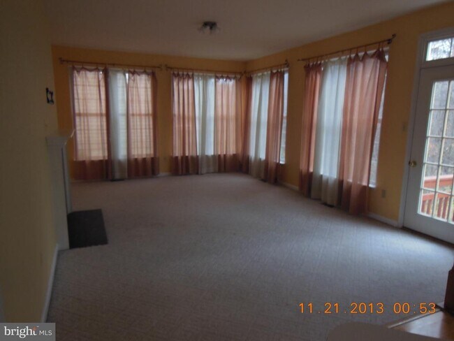 Foto del edificio - 11151 Yellow Leaf Way