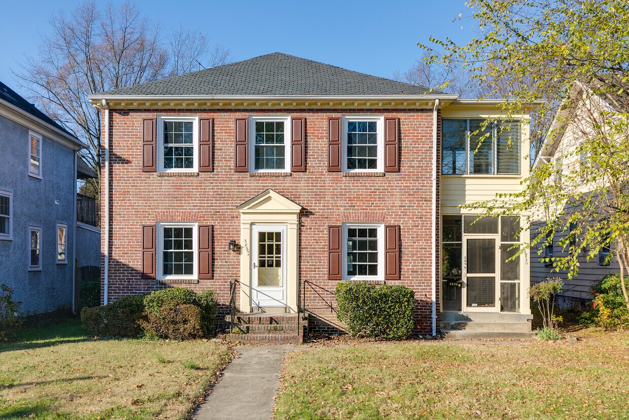 Foto principal - 3856 Brook Rd