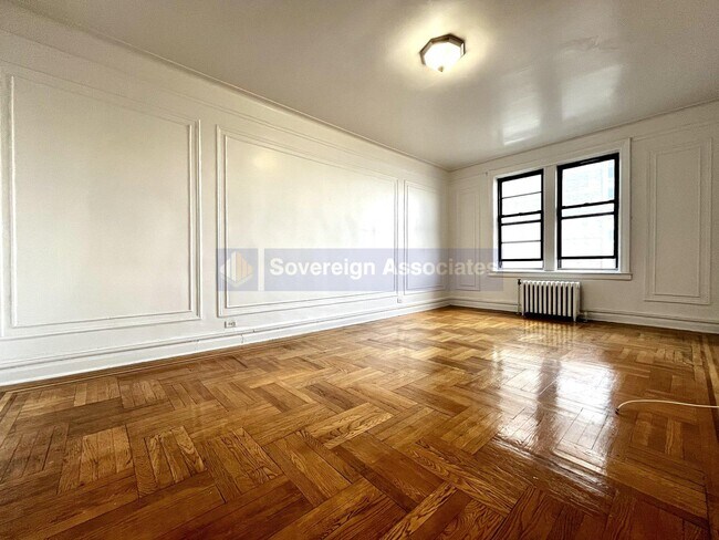 Building Photo - 134 Haven Avenue