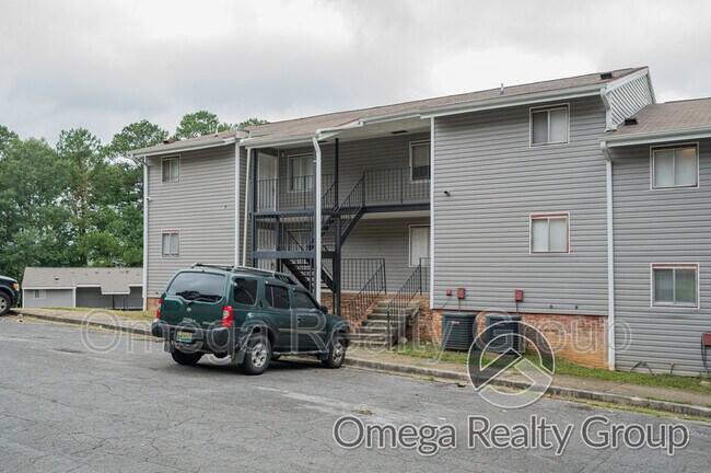 Building Photo - 1607 14th Ave E