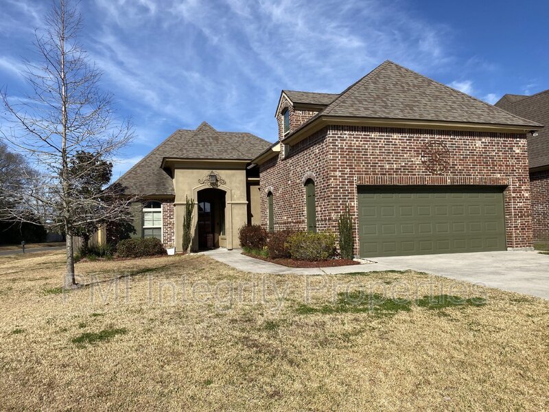 101 Glenbrook Dr, Broussard, LA 70518 House Rental in Broussard, LA