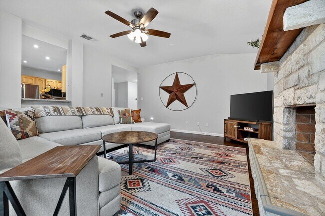 Foto del edificio - 14906 Foy Dr