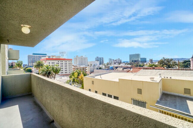 Foto del edificio - 511 Carondelet Apartments
