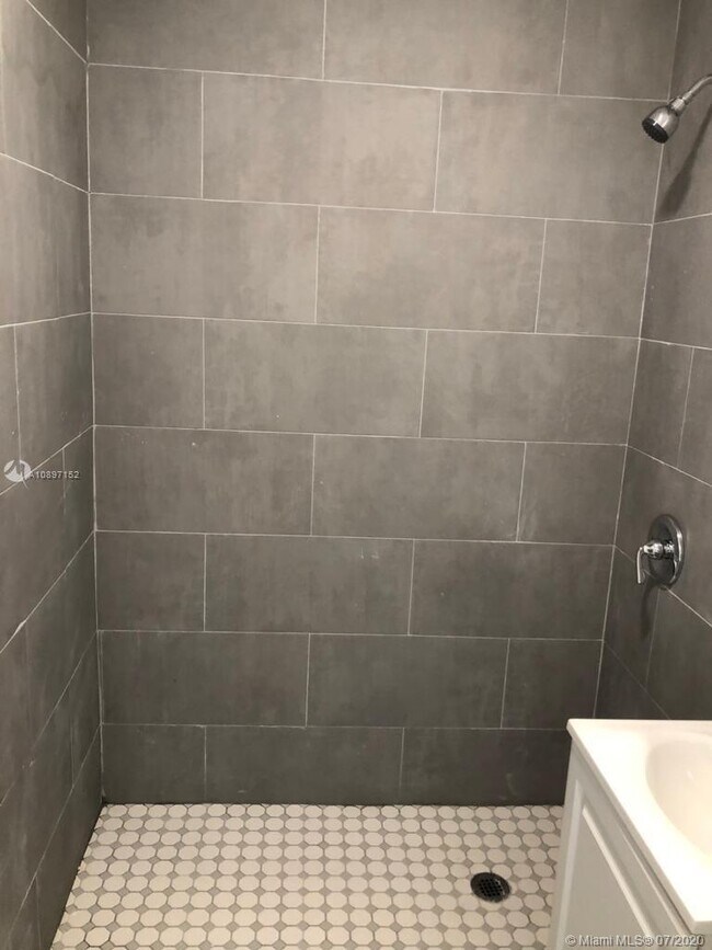 Foto del edificio - 10030 W Indigo St