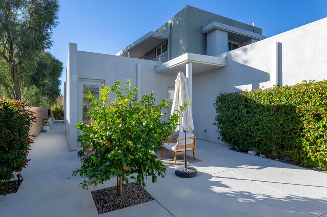 Foto del edificio - 4962 Frey Way