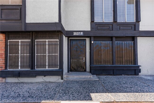 Building Photo - 3537 Mercury St