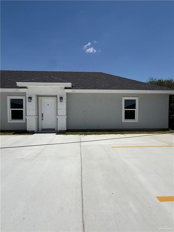 Building Photo - 903 Skyview St