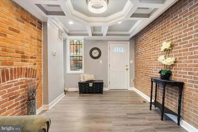 Foto del edificio - 1230 W Lombard St