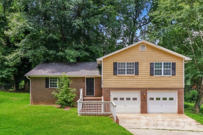 Building Photo - 2889 Darrah Ct SW