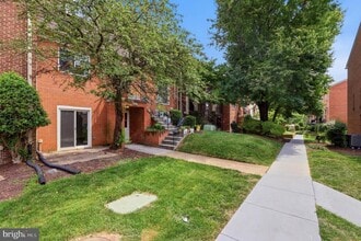 Building Photo - 4533 Logsdon Dr