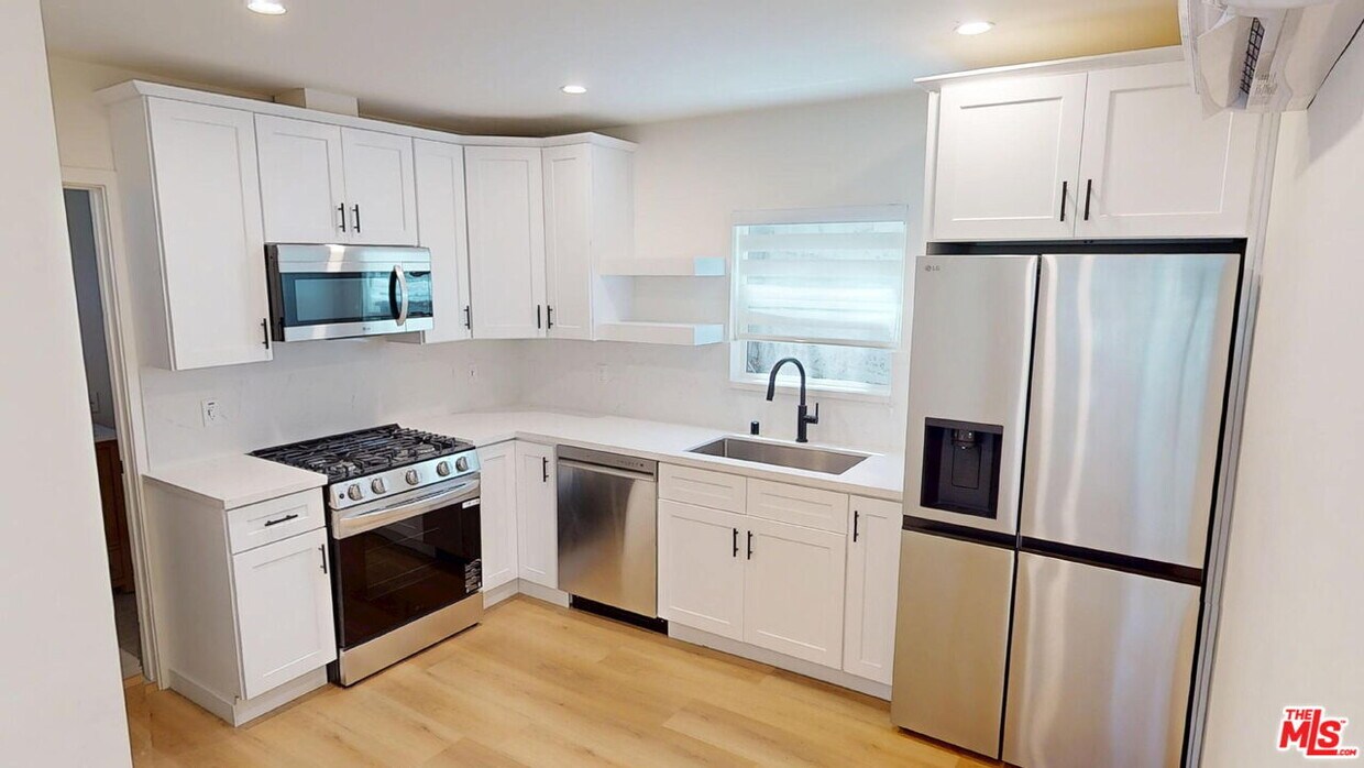 Foto principal - 1305 Waterloo St