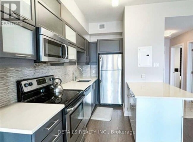 Building Photo - 40 Nepean St