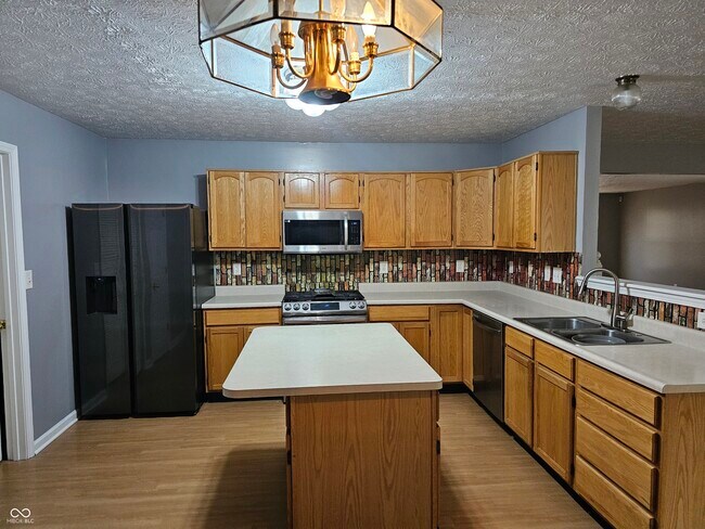 Foto del edificio - 9114 Robey Meadows Ln