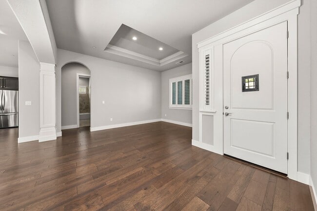 Foto del edificio - 8099 Traditions Ct