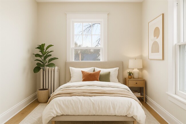 Building Photo - 712 Cedar Lake Rd S