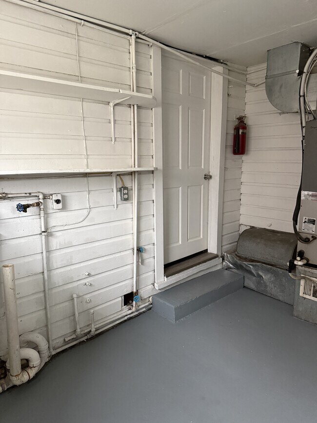 Foto del edificio - 2859 Winchester Ave