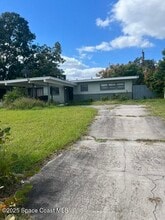 Building Photo - 1470 Thornton Ave