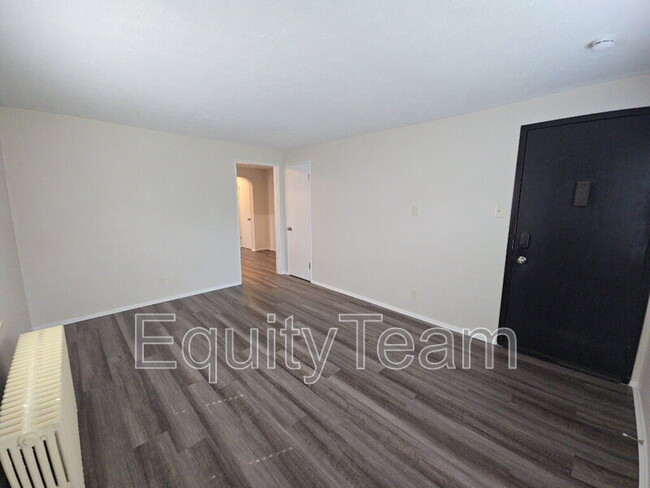 Building Photo - 33 Gahl Terrace