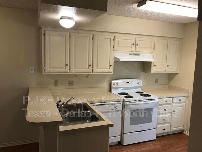 Foto del edificio - 6258 Canyon Circle