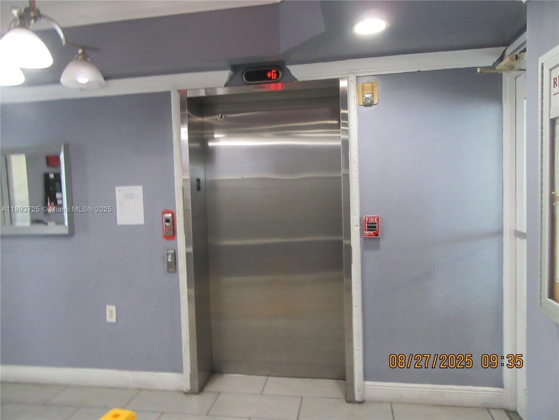 Foto principal - 2475 NW 16th St Rd