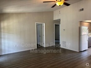Building Photo - 3754 Lora St