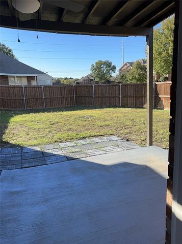 Building Photo - 800 Pebble Ridge Dr
