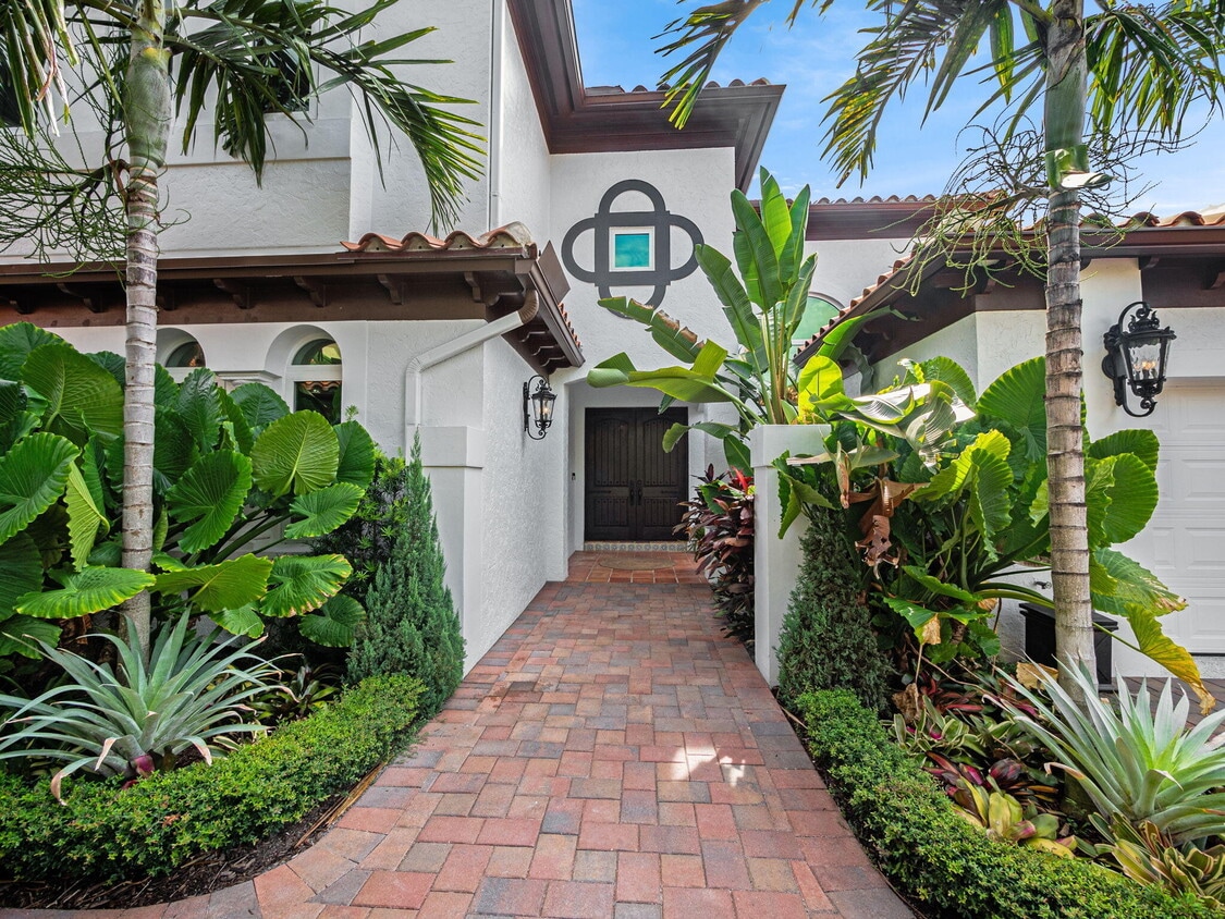 Primary Photo - 3299 Bridgegate Dr