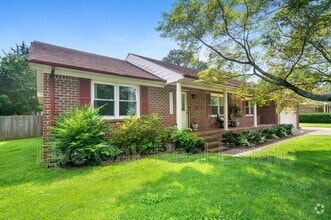 Building Photo - 4505 Wishart Rd