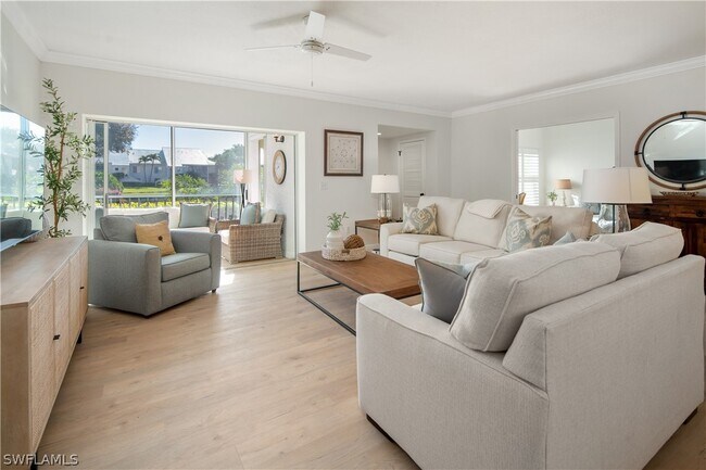 Foto del edificio - 776 Willowbrook Dr