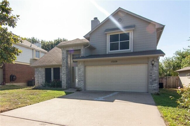 Foto del edificio - 17209 Village Glen Rd