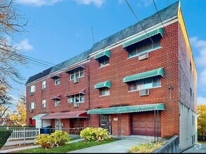 Building Photo - 1814 Bussing Ave