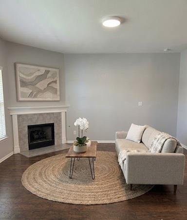 Foto del edificio - 114 Newport Landing Pl