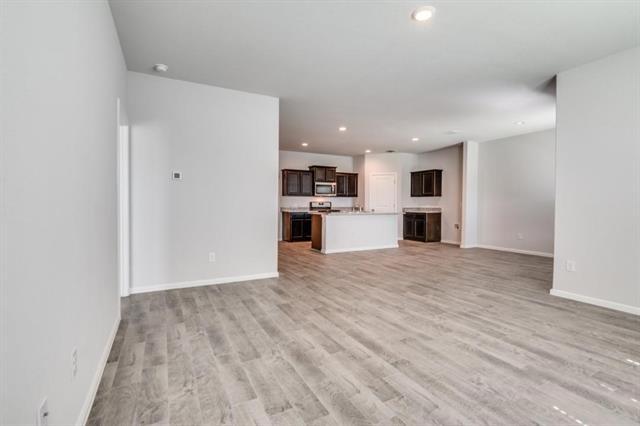 Foto del edificio - 9021 Eagles Landing Dr