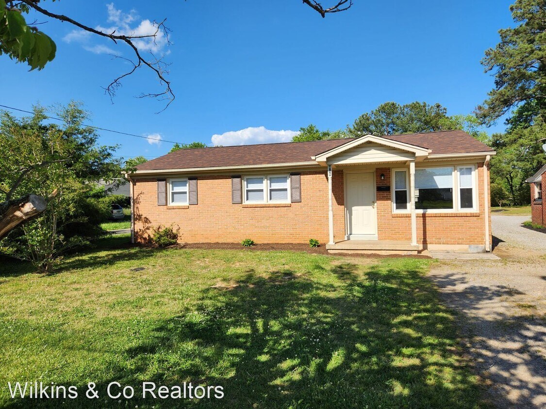 866 Franklin Turnpike, Danville, VA 24540 House Rental in Danville, VA